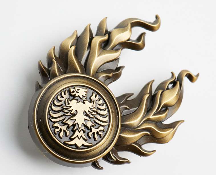 Total War III Warhammer brooch Game Twin Tailed Comet Pin Badge 40K Starforged